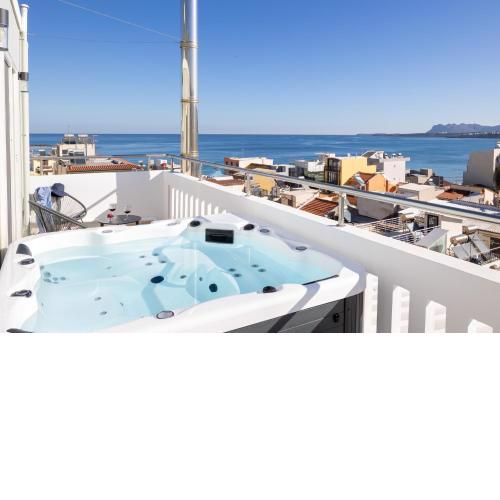 Koum Kapi Mare Luxury Maisonette with Jacuzzi