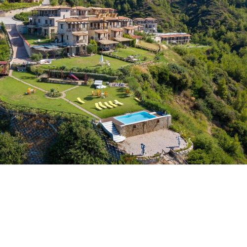 Koumaros Villas