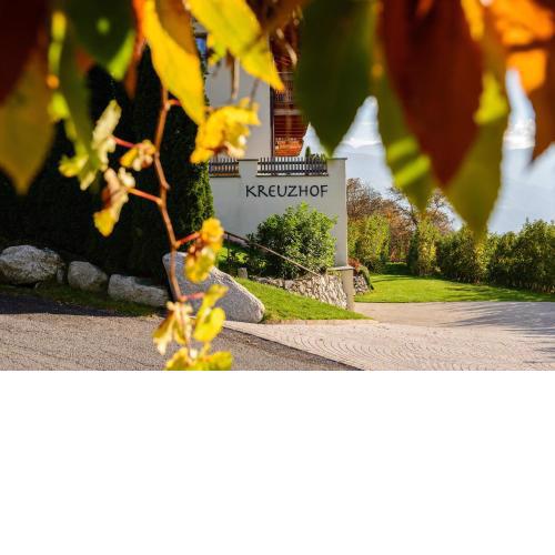 Kreuzhof links