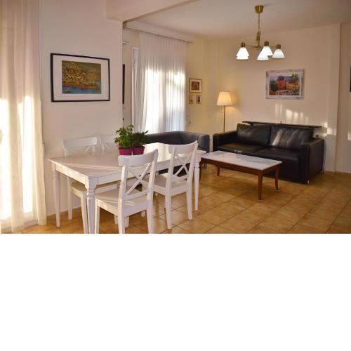 Kripis House