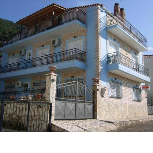 Kristallia Rooms