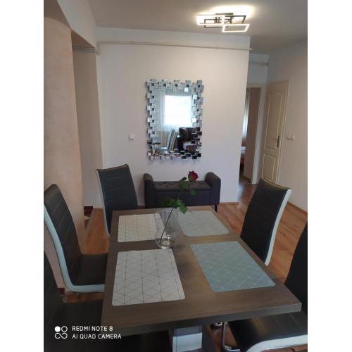 Kristály Apartman