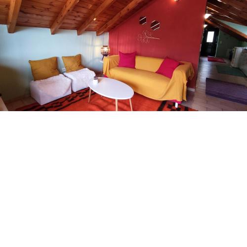 Kristi's Homes - "Beautiful Attic" in Dimitsana