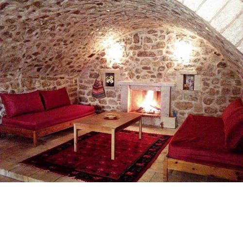 Kristi's Homes - "Beautiful Dome" in Dimitsana