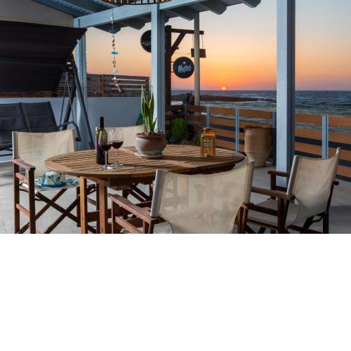 Kyma Seafront Suite by Estia