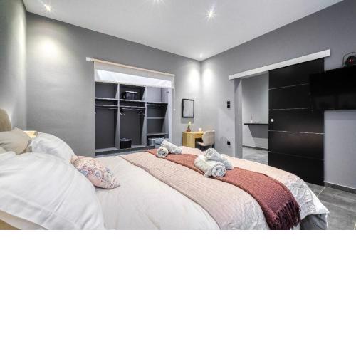 L apartment