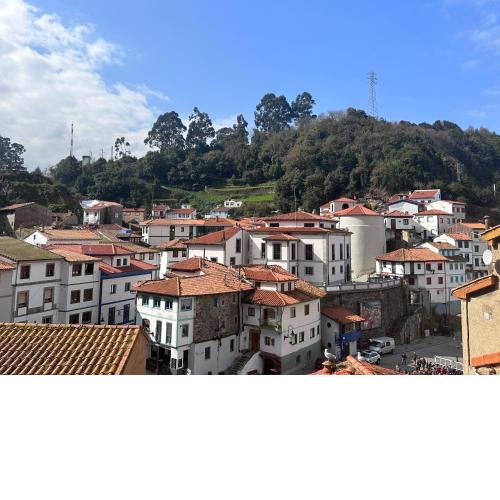 La Austera