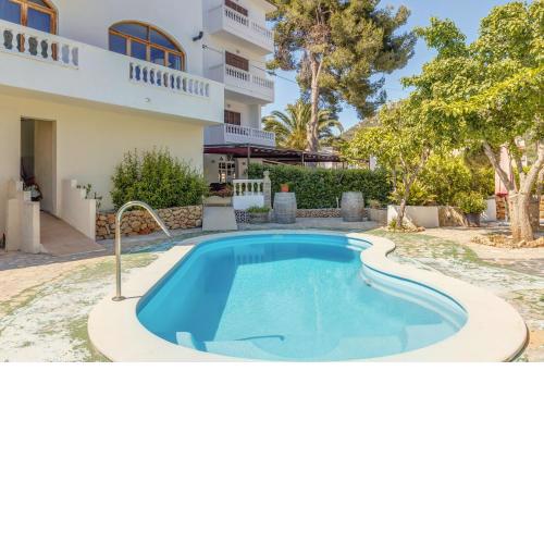 La Cabanya Apartment with 1 bedroom