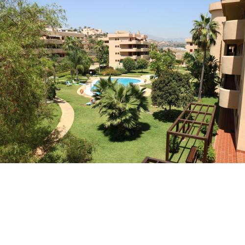 La Cala Live