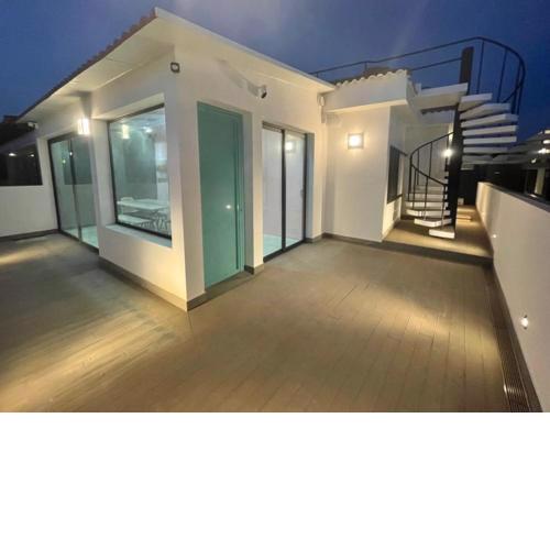La Casa Blanca a smart and sunny,3 bedrooms house