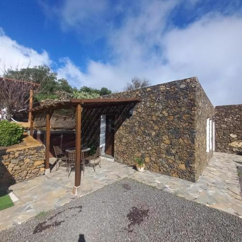 La Casa de Abajo