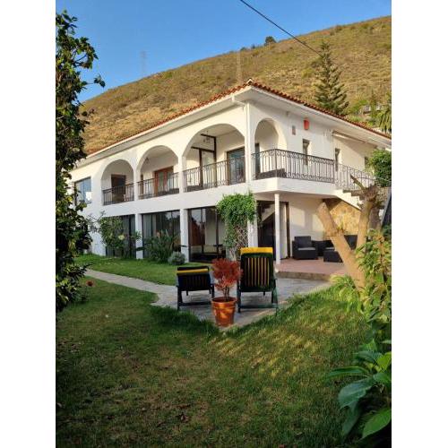 La Casa de Lucy & Karin