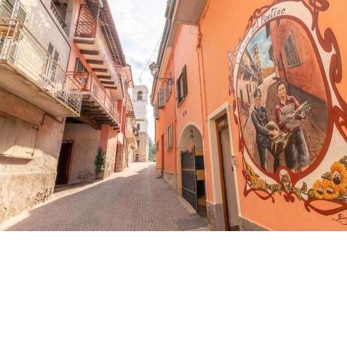 La Casa del Postino