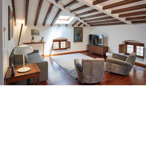 La Casa di Giulia-Family Apartment
