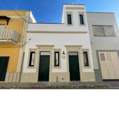 La Casa di Rocco e Maria 1947