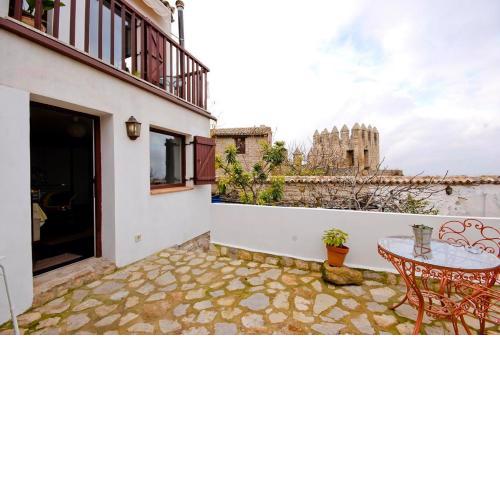 La Casa Escondida