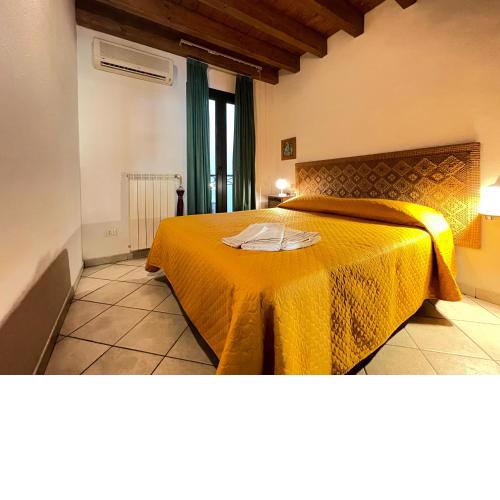 La Casa Gialla