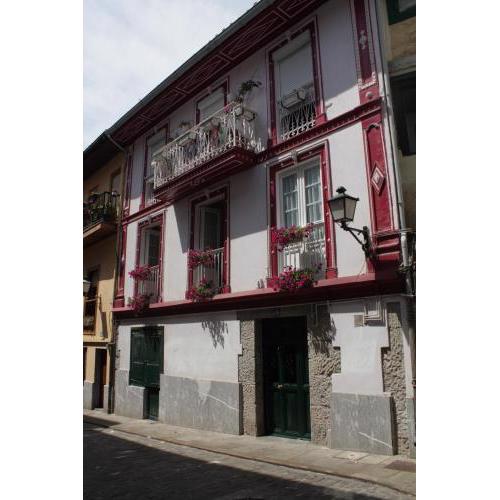 La Casa Roja de Saioa