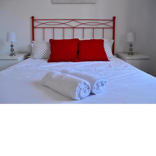 La casa roja: luminoso ático con vistas