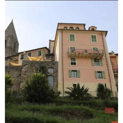 La Casa Rosa