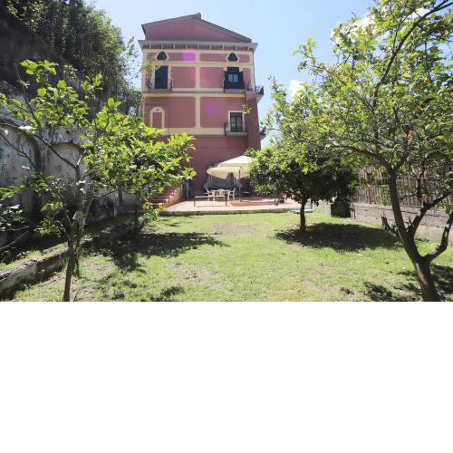 LA CASCATA (palazzo Pellegrino)