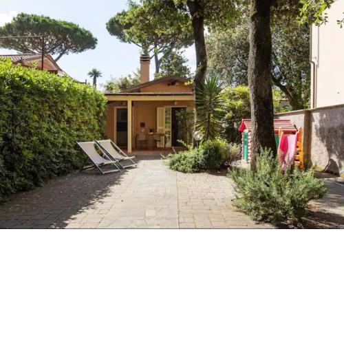 La Casina nel verde, 100 mt dal MARE!!!