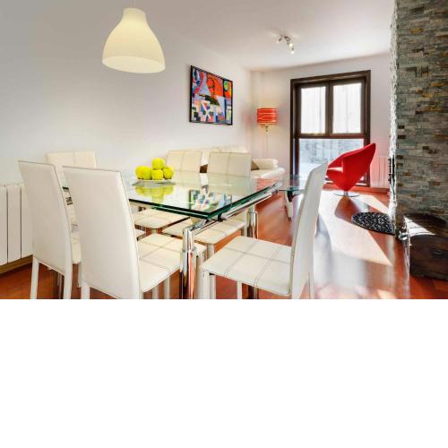 La casita de Carol apartamento vacacional con piscina en Panticosa