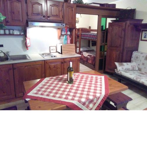 La Conifera studio apartment Cervinia - no internet connection