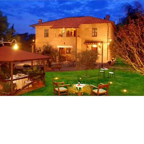 La Contea Farmhouse