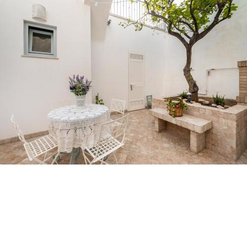 La Corte del Borgo Terrace Apartment