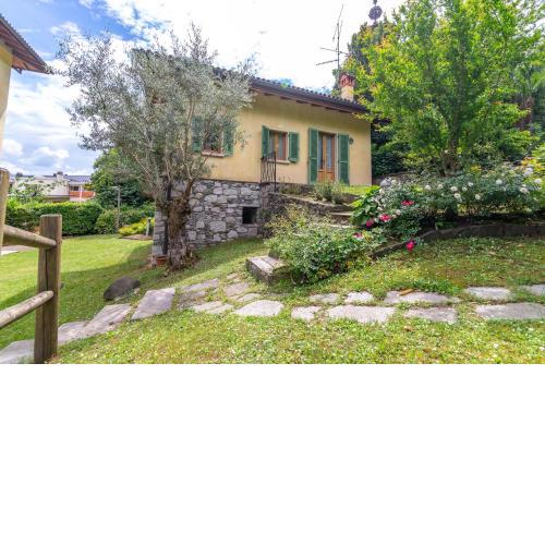 La dependance immersa nel parco della Villa Isabella