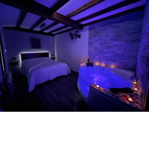 La Era de Lario habitación con Jacuzzi
