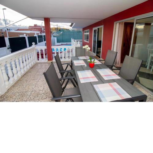 La Estrella House 10 Pax with Pool