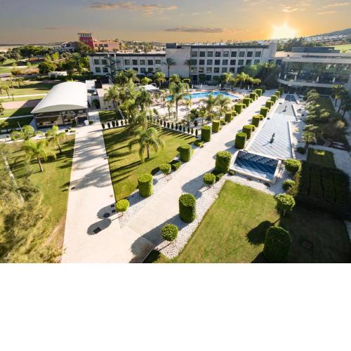 La Finca Resort