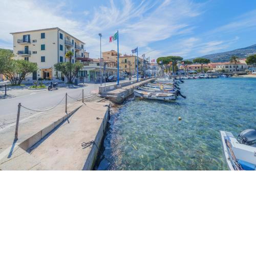 La Fontana sul Lungomare di Campo