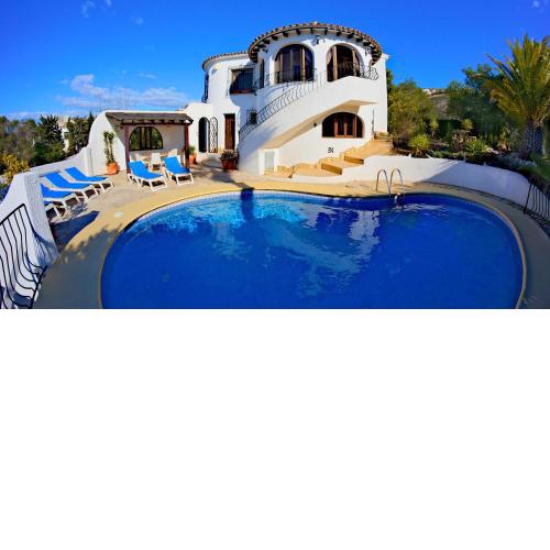 La Madrugada - Luxury Moraira Villa With Sea Views and Private Heated Pool
