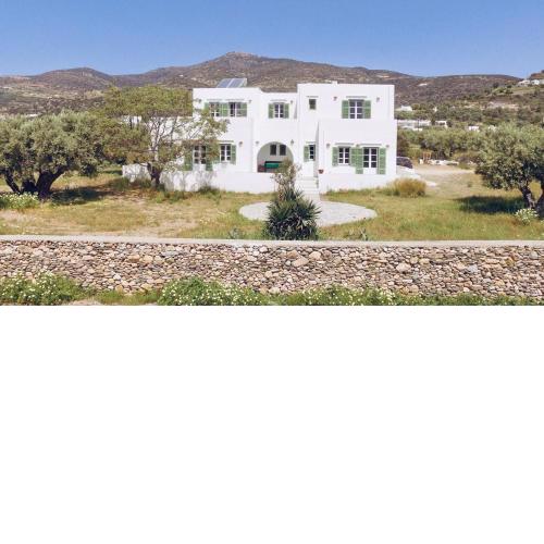 La Maison de Lilac-Luxurious Olive Grove apartments