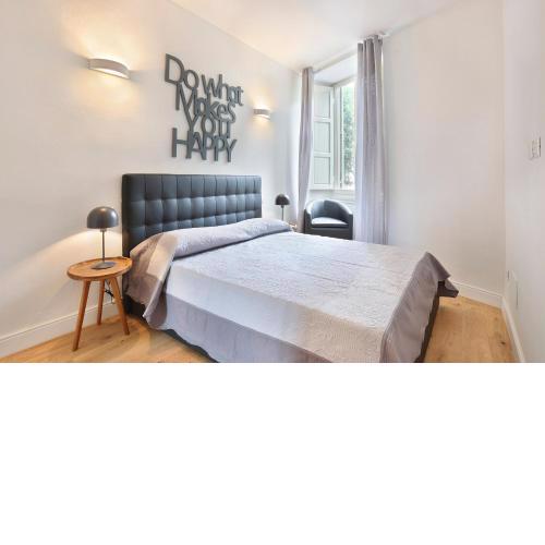 La Marmora 3 bedroom apartment near Galleria dell'Accademia