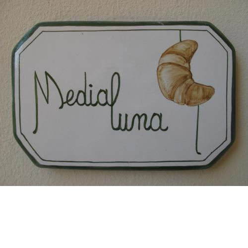 La Medialuna
