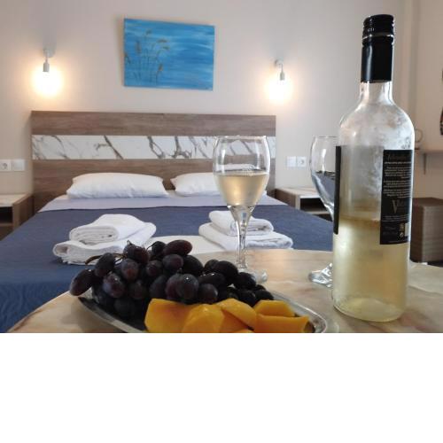 La MER Rooms Peraia