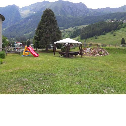 La Montagna Incantata - Appartamento Panoramico con tre camere