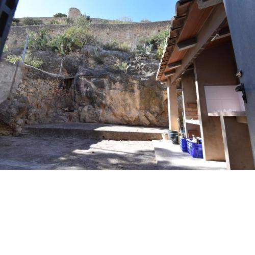 La Muralla Del Castillo