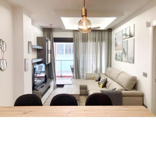 La Naval Beach Flat w Garage