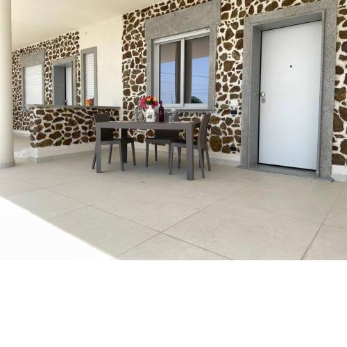 La Perla Mare Apartments