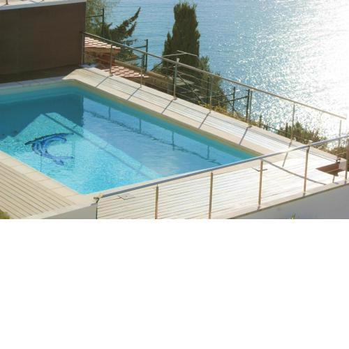 La Perla Villa en Canyelles, con vistas al mar