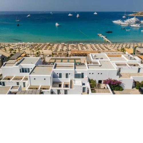 La Playa Studio Best location close to the Beach & center