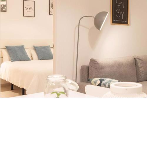 La Plaza-Colón, 1 habitación.