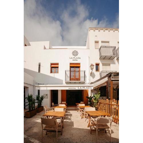 La Plaza Hostal