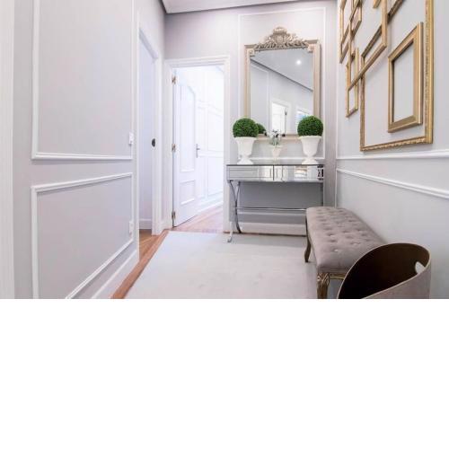 LA PLAZA Luxury Apartment (City Center)