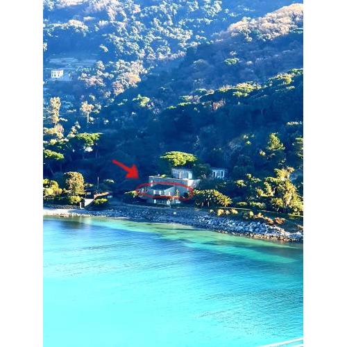 La risacca sull'Isola Palmaria
